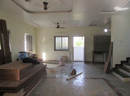 1) Li Id : 165 - Hall.JPG